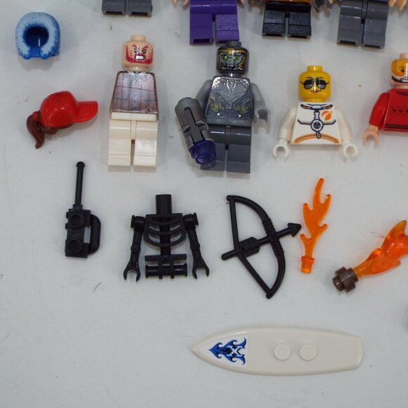 Misc Lego Minifigs And Pieces Lot #495 - Picture 5 of 6